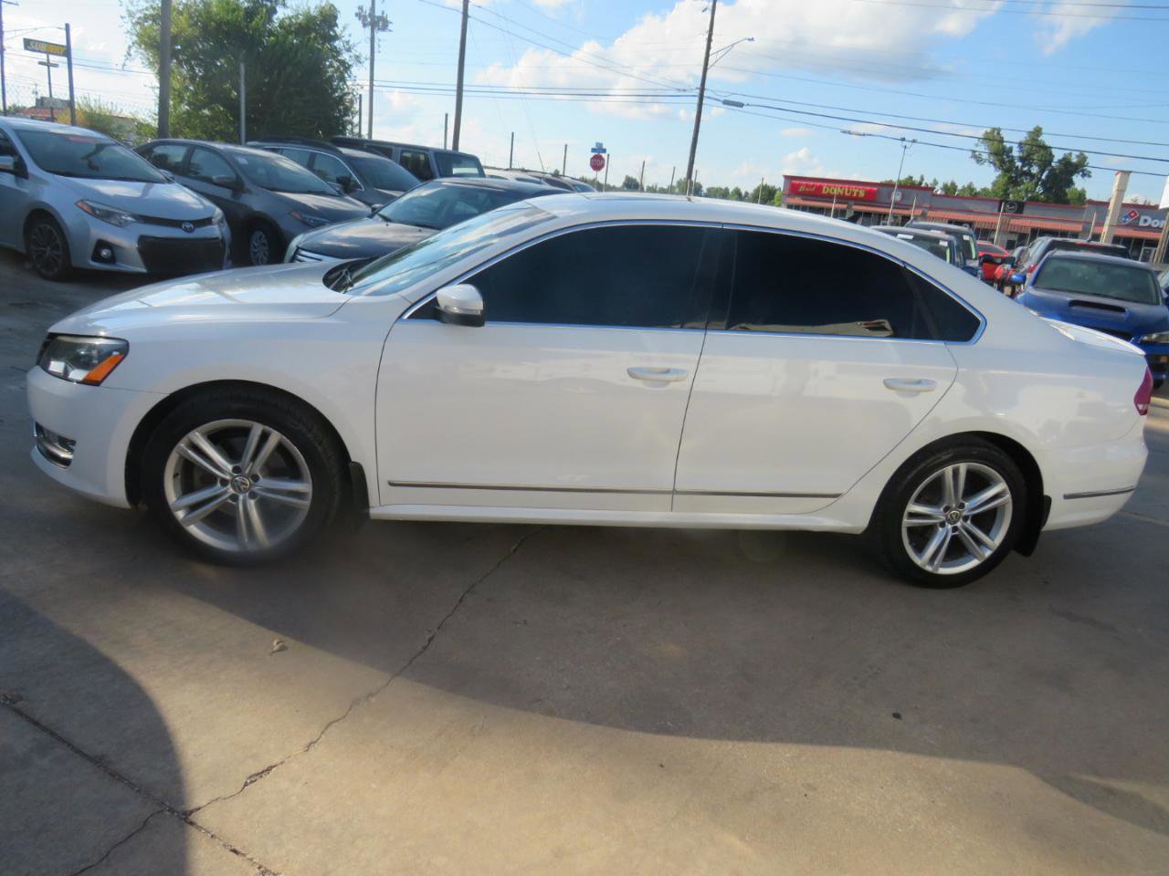 Used 2013 Volkswagen Passat TDI SEL Premium image 38