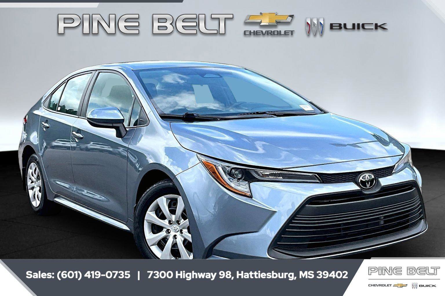 Used 2024 Toyota Corolla LE FWD image 1