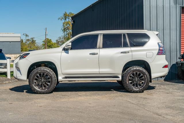 Used 2020 Lexus GX 460 Premium image 3