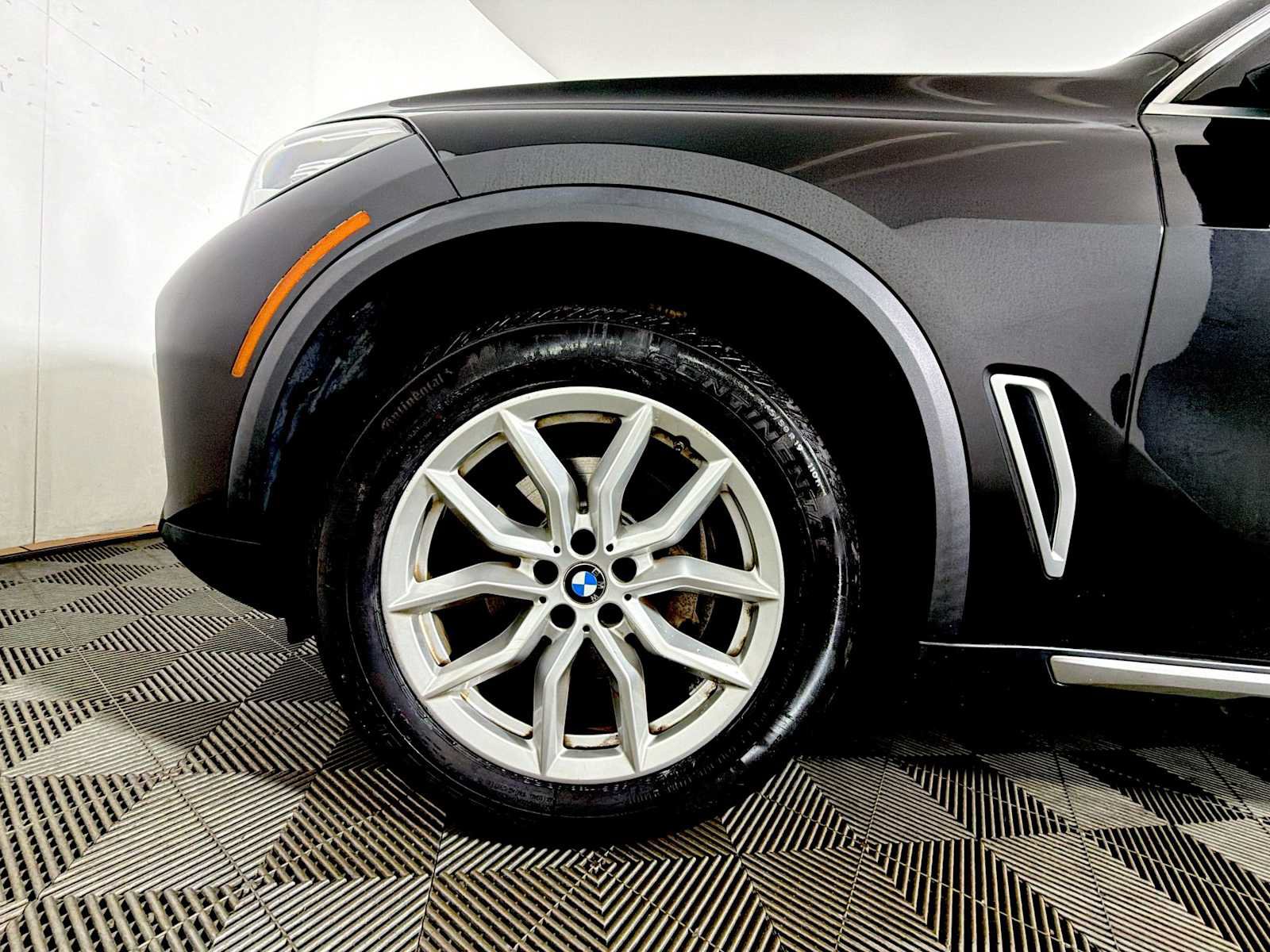 Used 2021 BMW X5 xDrive40i w/ Convenience Package AWD/4WD image 8