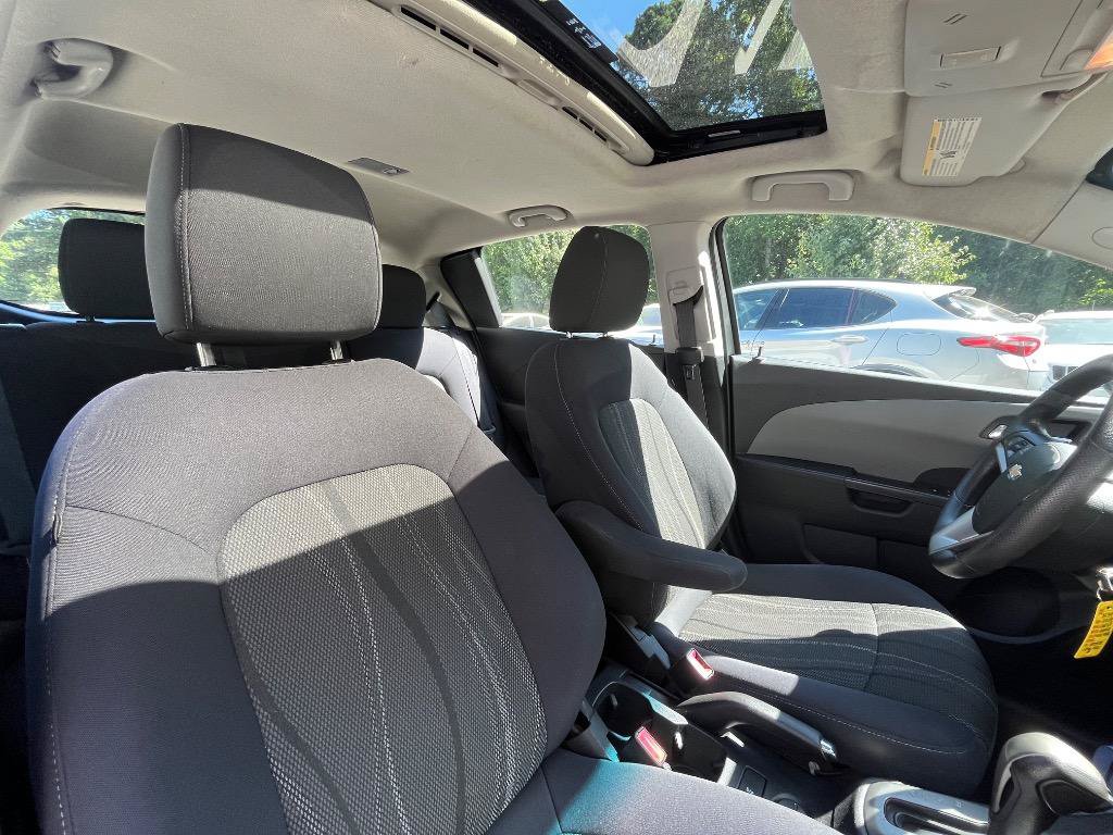 Used 2014 Chevrolet Sonic LT w/ Fun and Sun Package FWD image 36