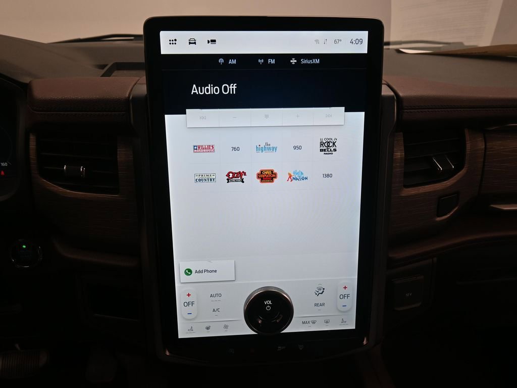 Used 2024 Ford Expedition Limited image 15