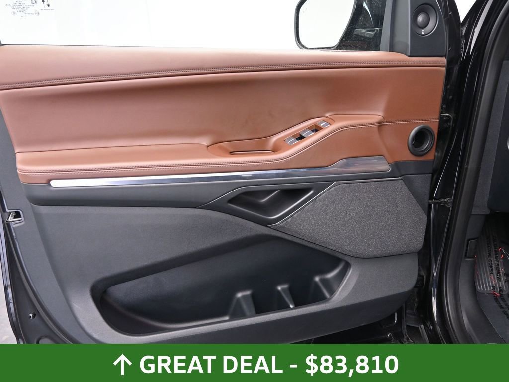 Used 2025 Lincoln Navigator Reserve AWD/4WD image 21