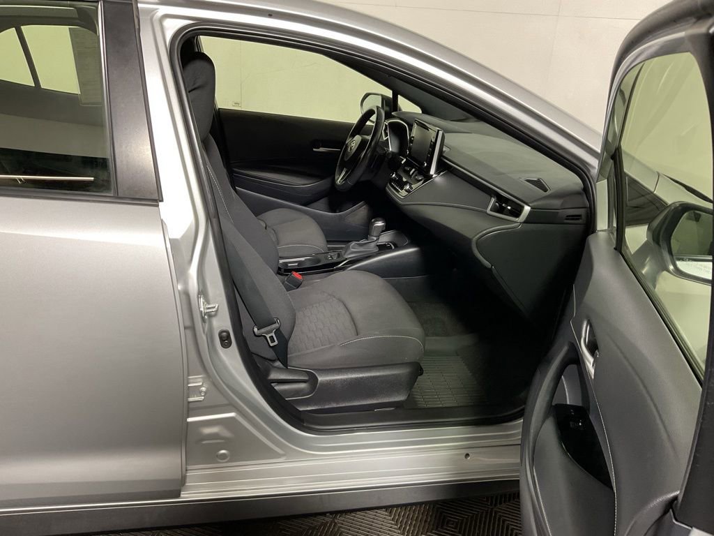 Used 2021 Toyota Corolla SE image 35