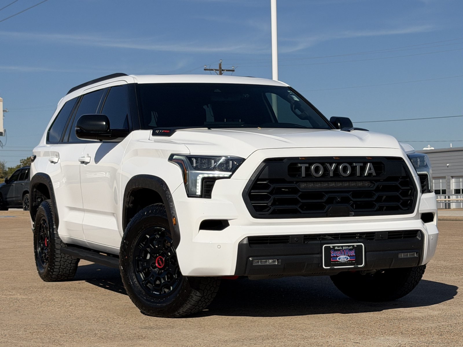 Used 2025 Toyota Sequoia TRD Pro AWD/4WD image 2