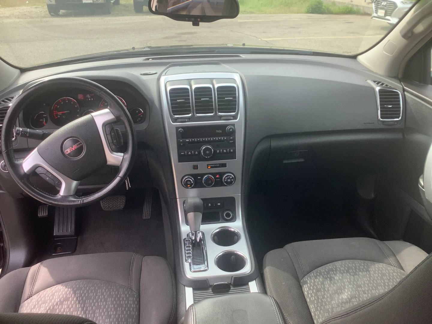 Used 2009 GMC Acadia SLE w/ Preferred Package FWD image 20