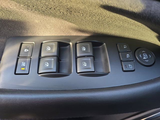 Used 2018 Cadillac Escalade Platinum image 27