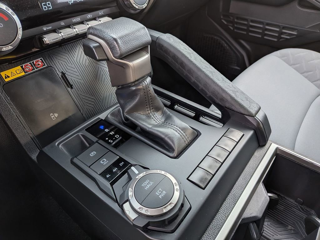 Used 2024 Toyota Tacoma SR5 image 23