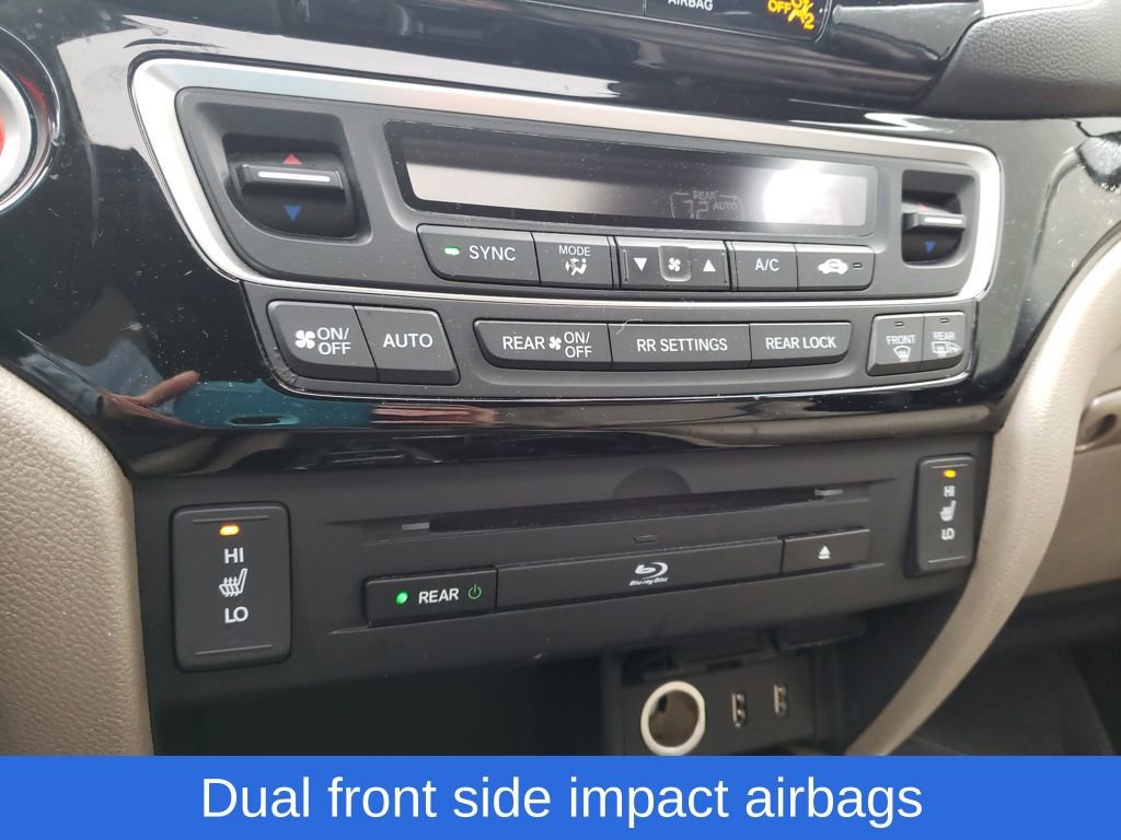 Used 2017 Honda Pilot Touring image 27