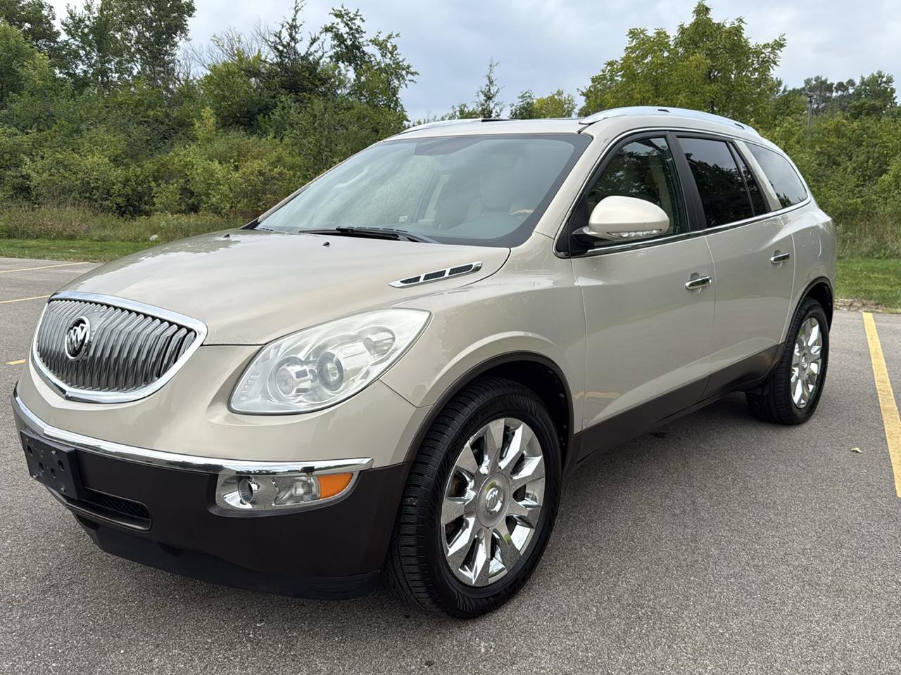 Used 2012 Buick Enclave Premium AWD/4WD image 1