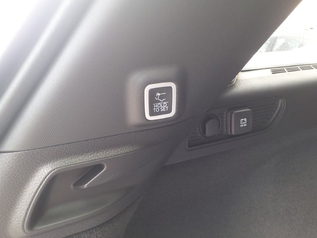 Used 2025 Jeep Grand Cherokee Summit AWD/4WD image 17