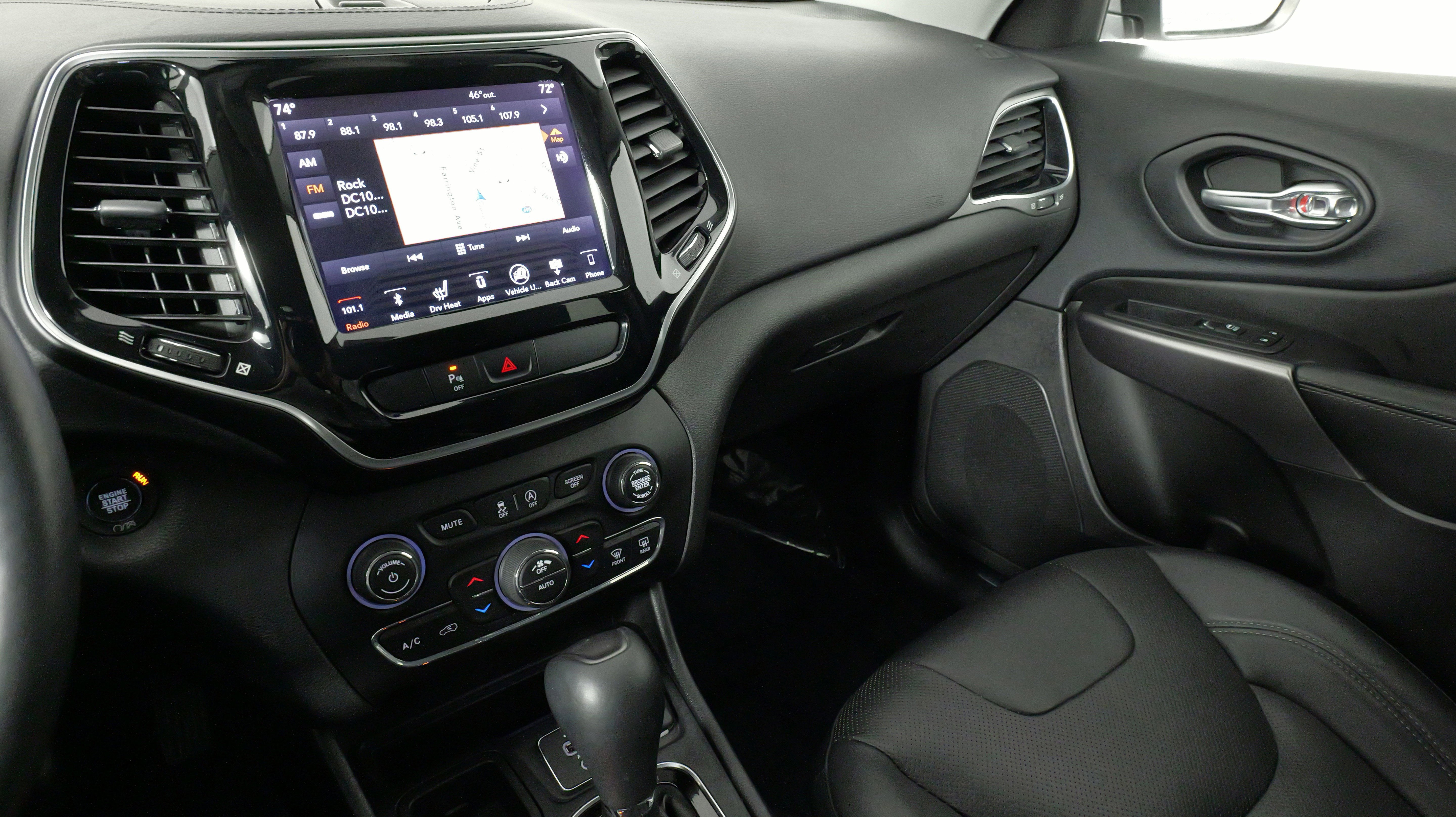 Used 2019 Jeep Cherokee Limited image 40