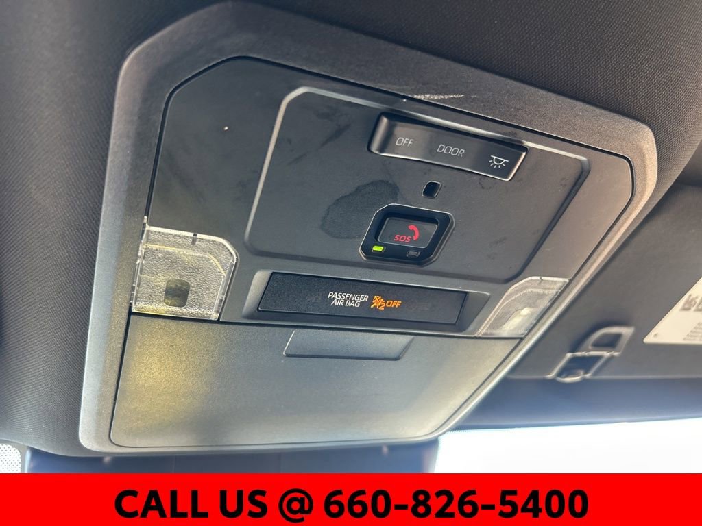 Certified 2025 Toyota Tacoma SR5 image 24