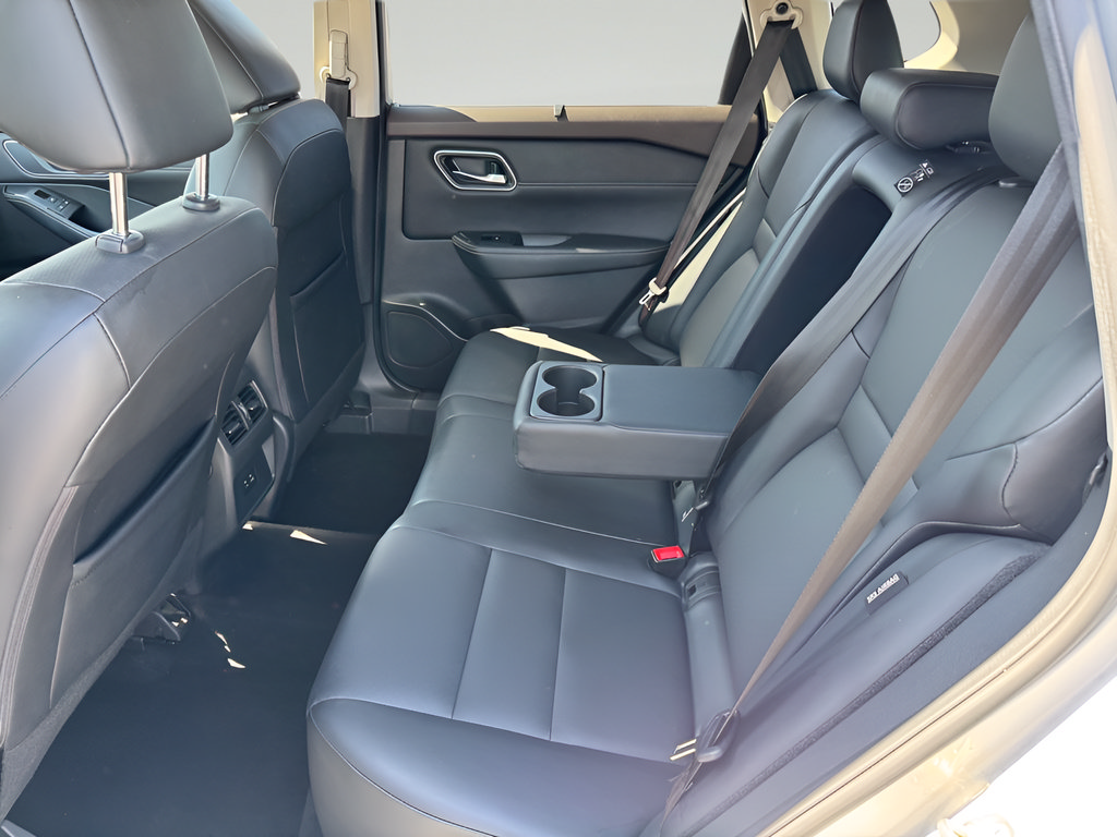Used 2021 Nissan Rogue SV w/ Premium Package AWD/4WD image 31