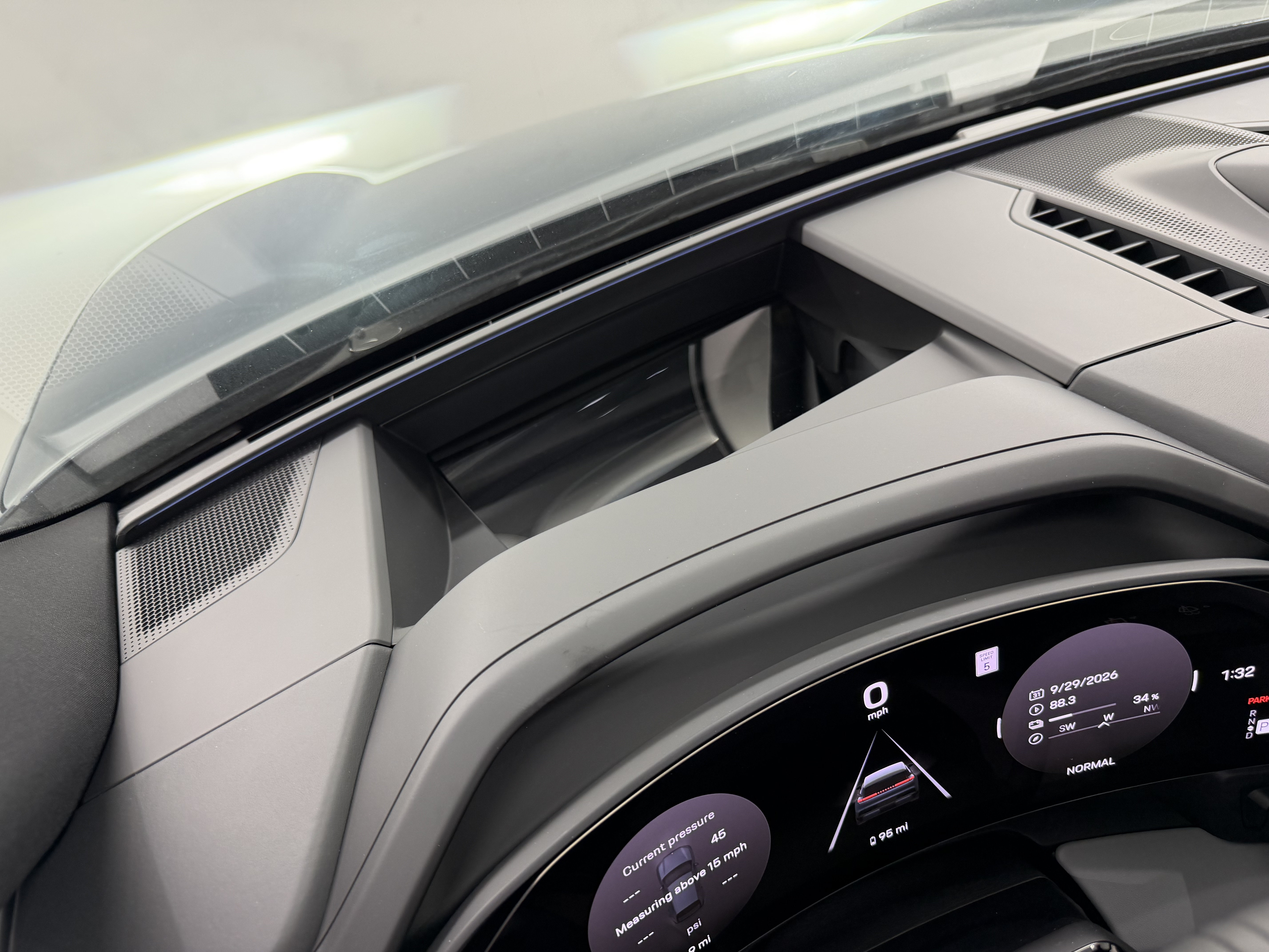 New 2026 Porsche Cayenne Electric AWD/4WD image 56