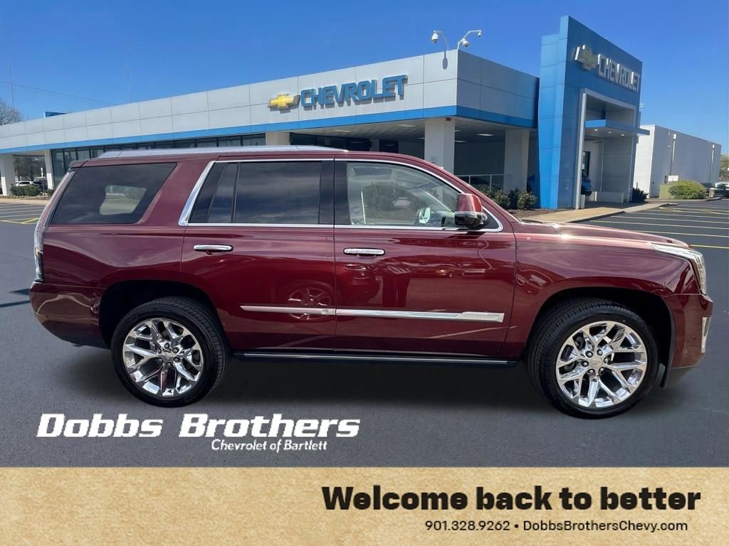 Certified 2019 Cadillac Escalade Premium Luxury AWD/4WD image 8