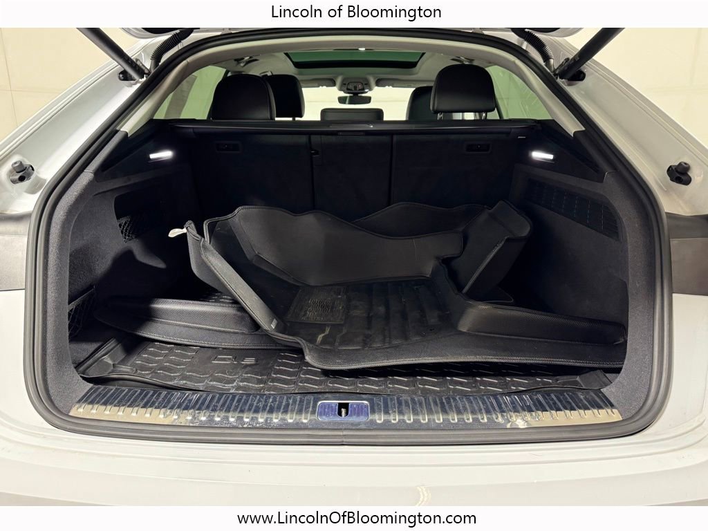 Used 2023 Audi Q8 Premium Plus w/ Premium Plus Package image 30