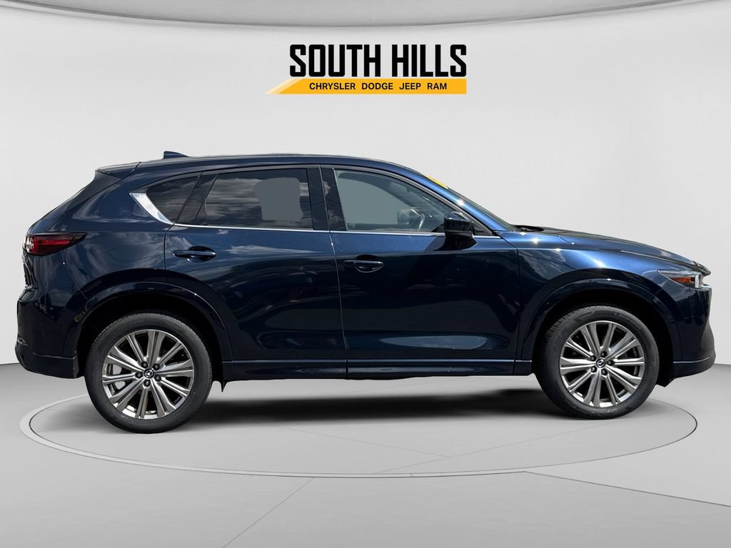 Used 2023 MAZDA CX-5 Signature AWD/4WD image 6
