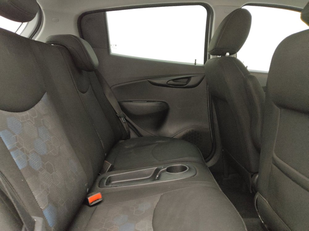 Used 2016 Chevrolet Spark LT image 19