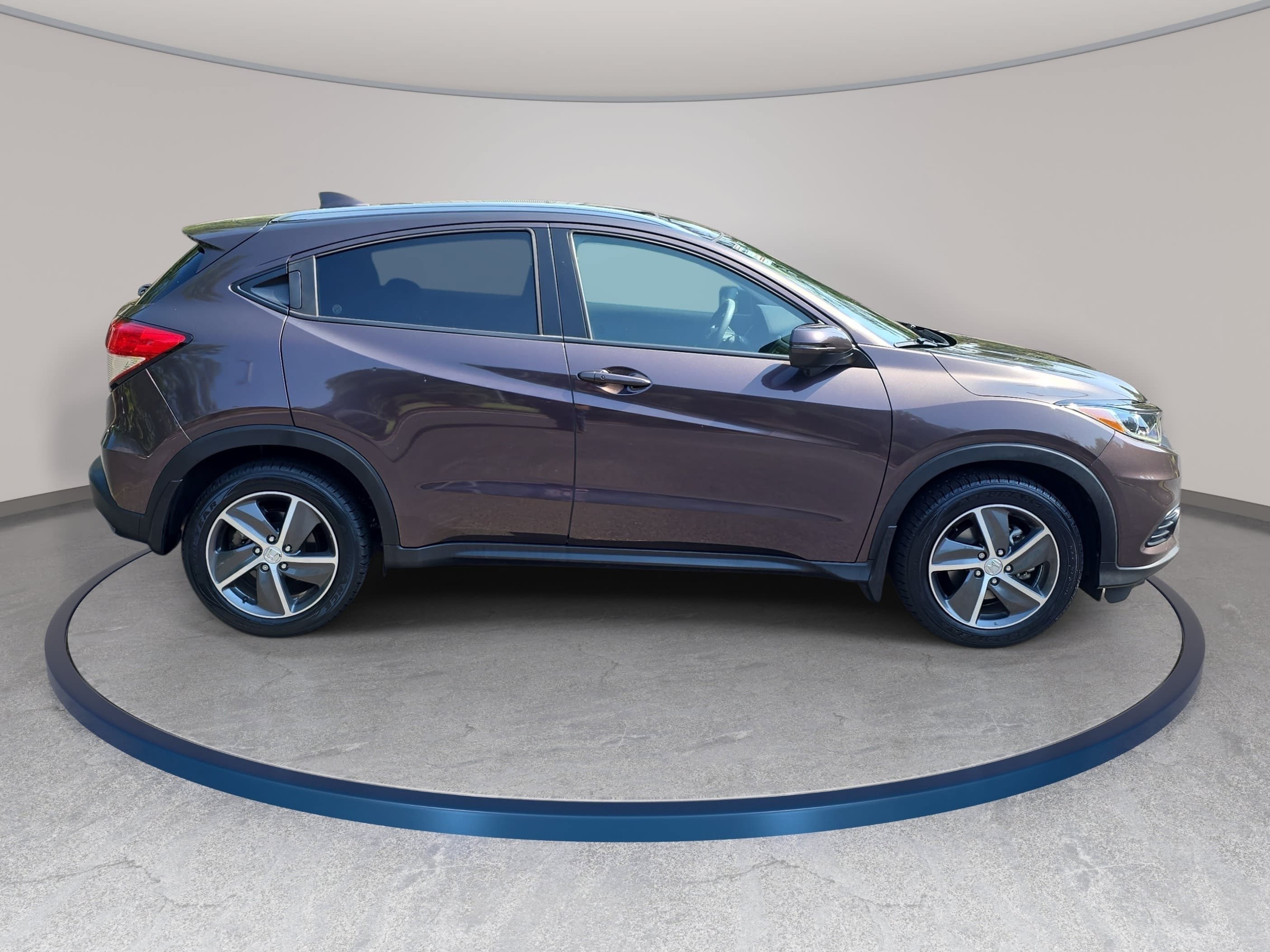 Used 2022 Honda HR-V EX image 4