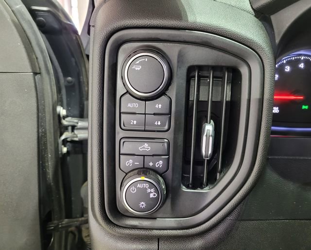 Used 2021 Chevrolet Silverado 1500 Custom Trail Boss image 31