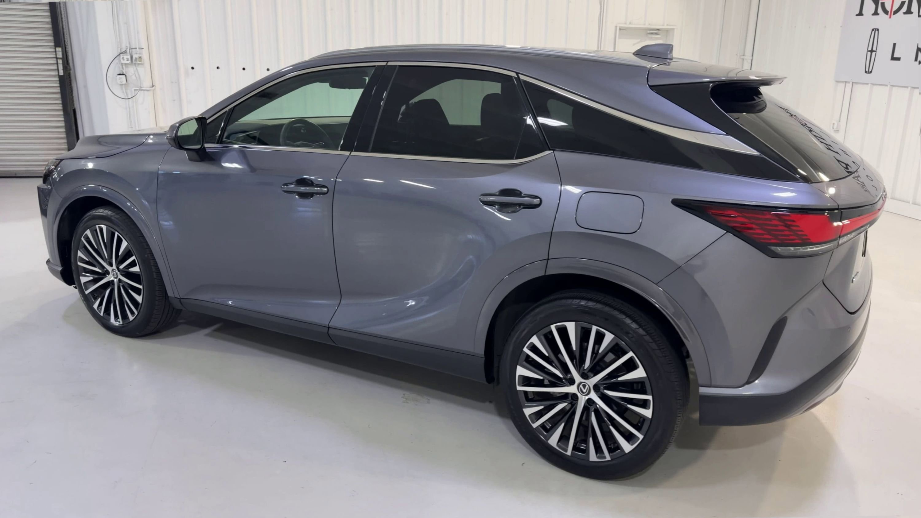 Used 2023 Lexus RX 350 Premium Plus w/ Accessory Package (Z1) FWD image 7