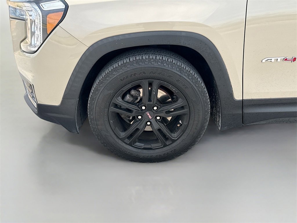 Used 2022 GMC Terrain AT4 image 31