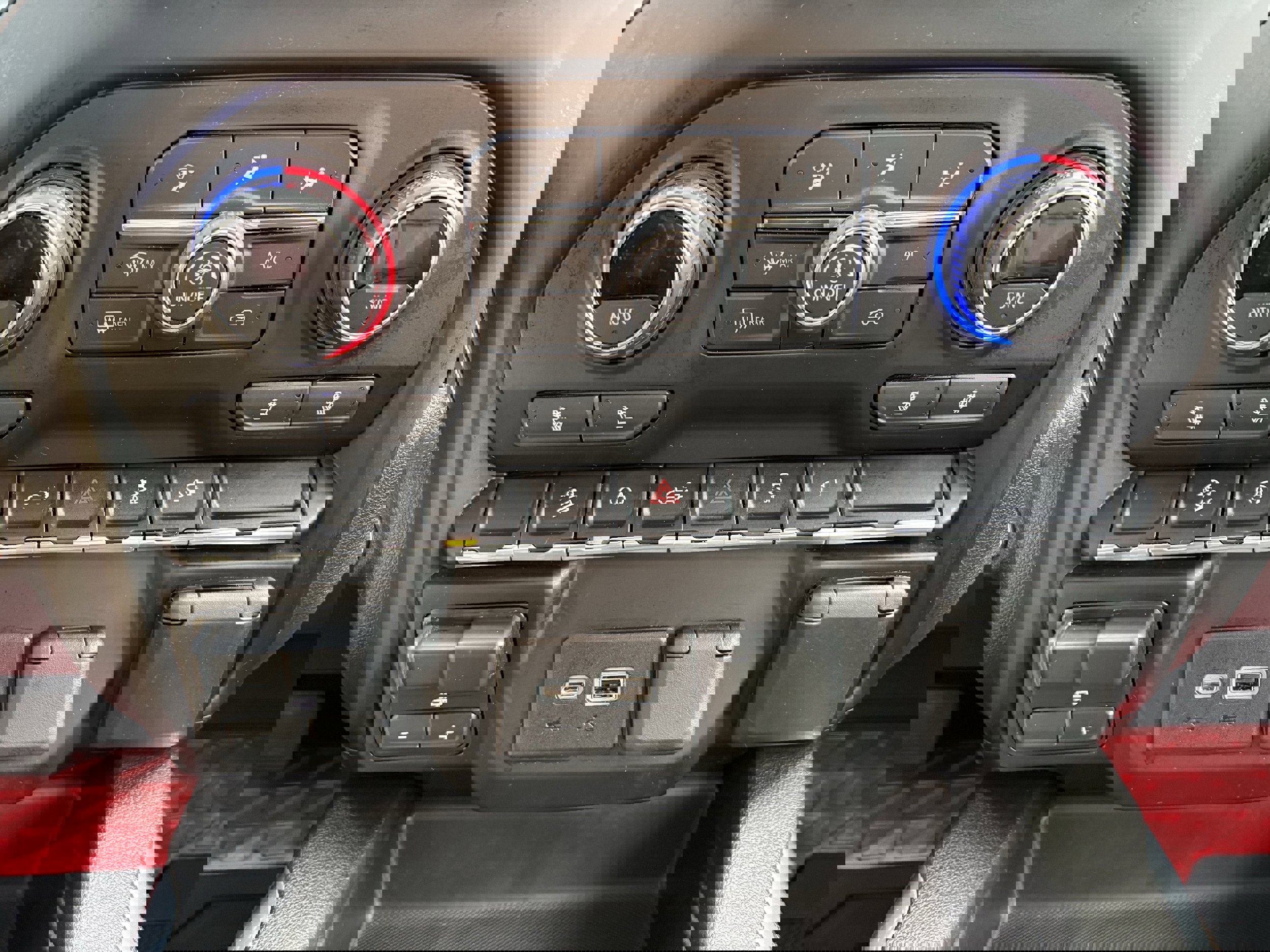 Used 2021 Chevrolet Silverado 1500 LT Trail Boss w/ Convenience Package II image 20