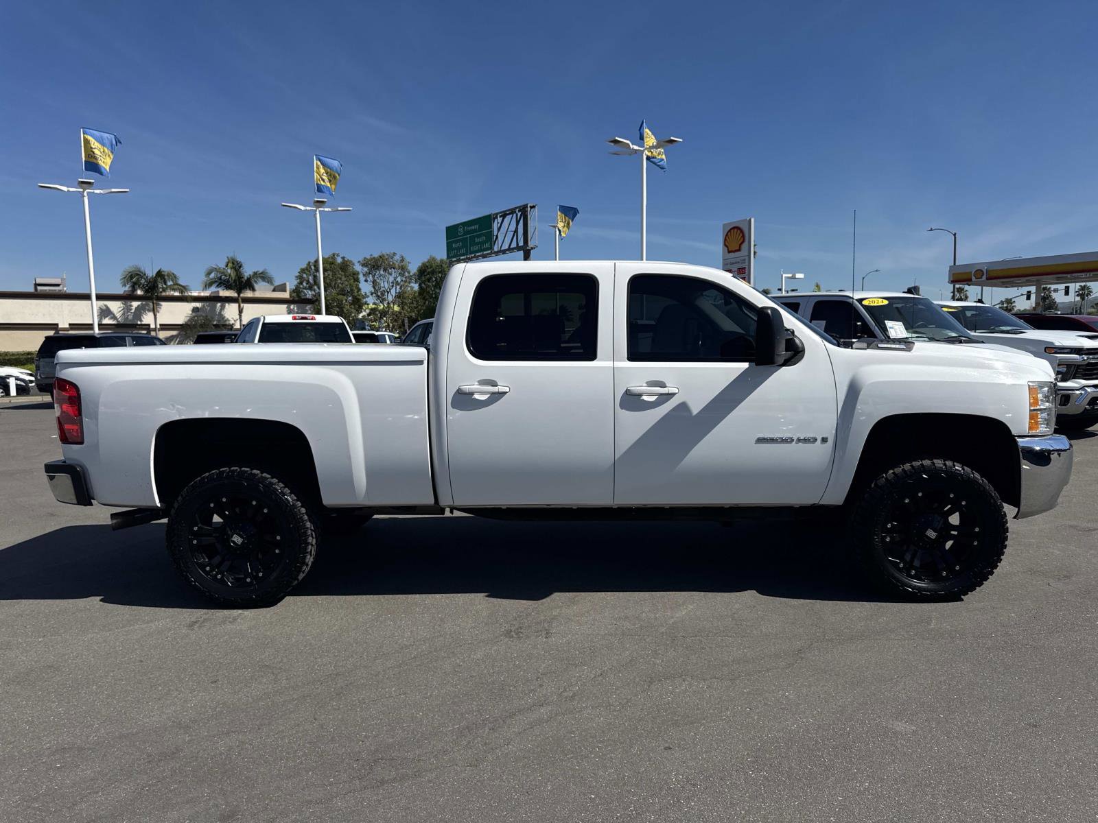 Used 2009 Chevrolet Silverado 2500 LTZ w/ Safety Package image 4