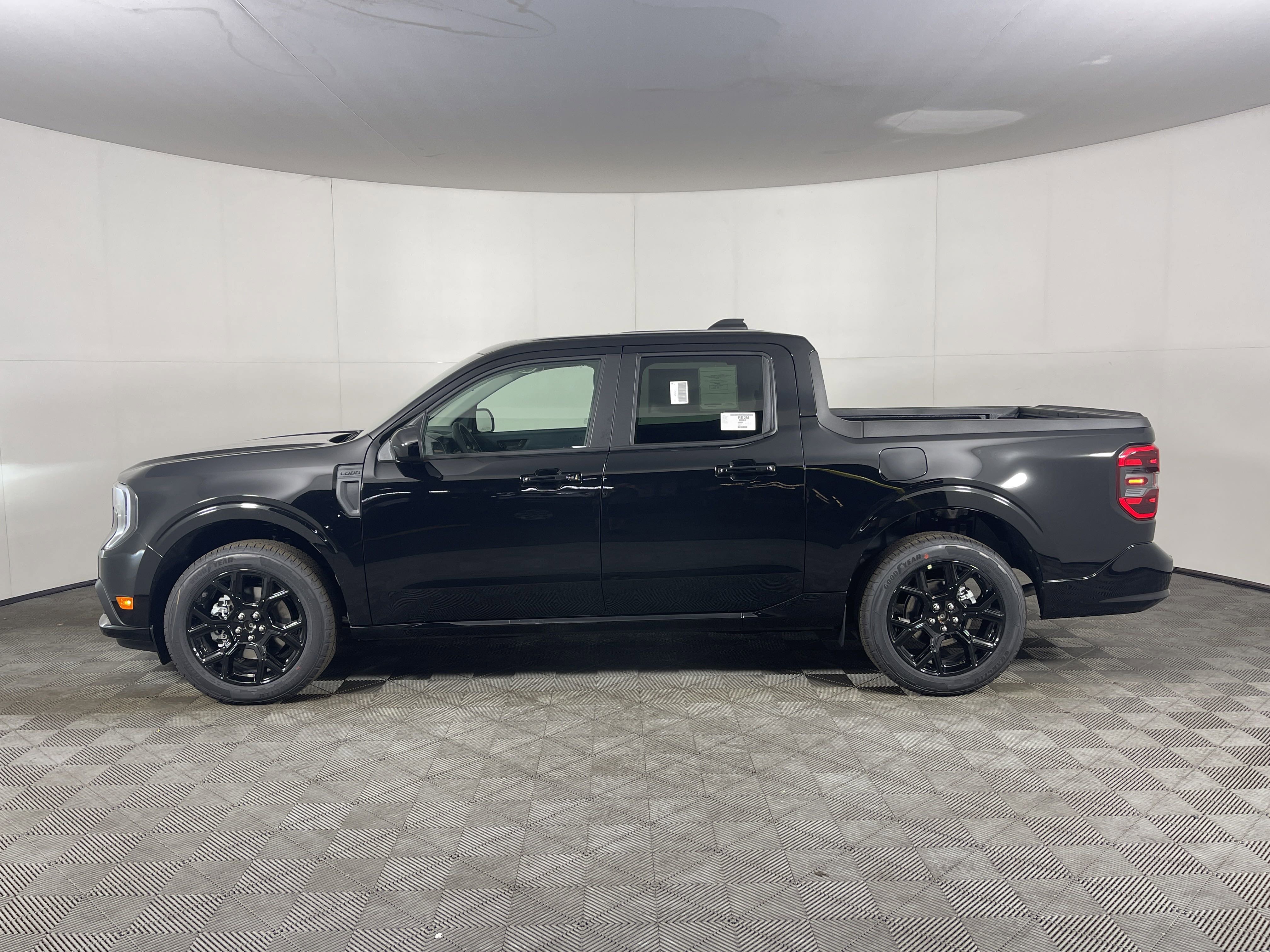 New 2025 Ford Maverick Lobo image 3