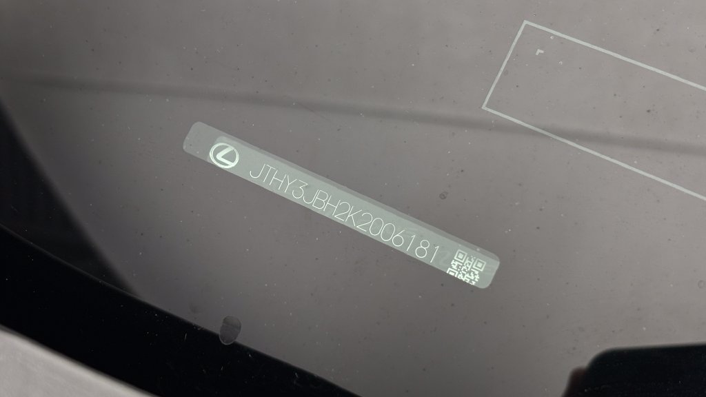 Used 2019 Lexus UX 200 w/ Accessory Package FWD image 47