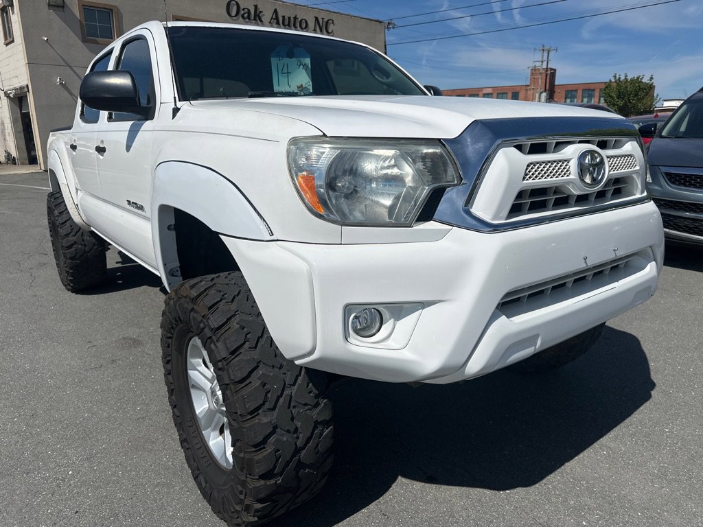 Used 2014 Toyota Tacoma 4x4 Double Cab w/ TRD Off-Road Package image 7