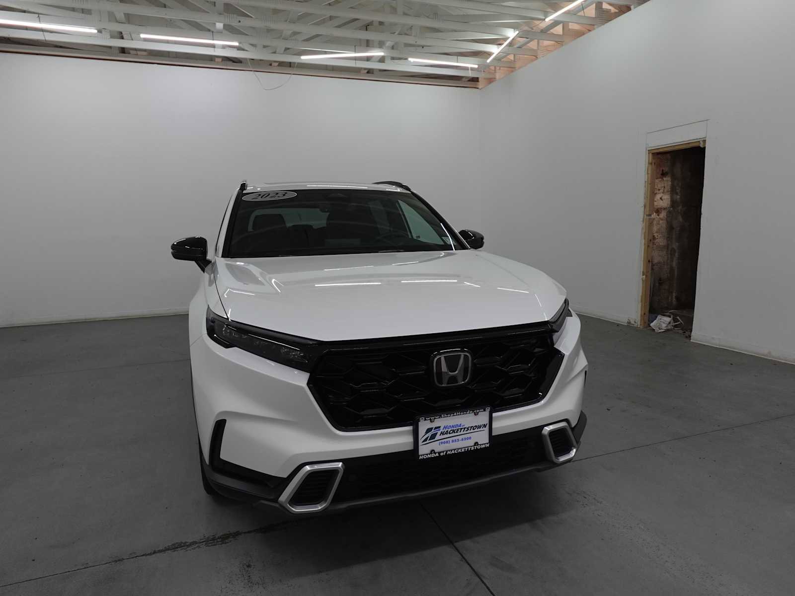 Used 2023 Honda CR-V Sport Touring image 3