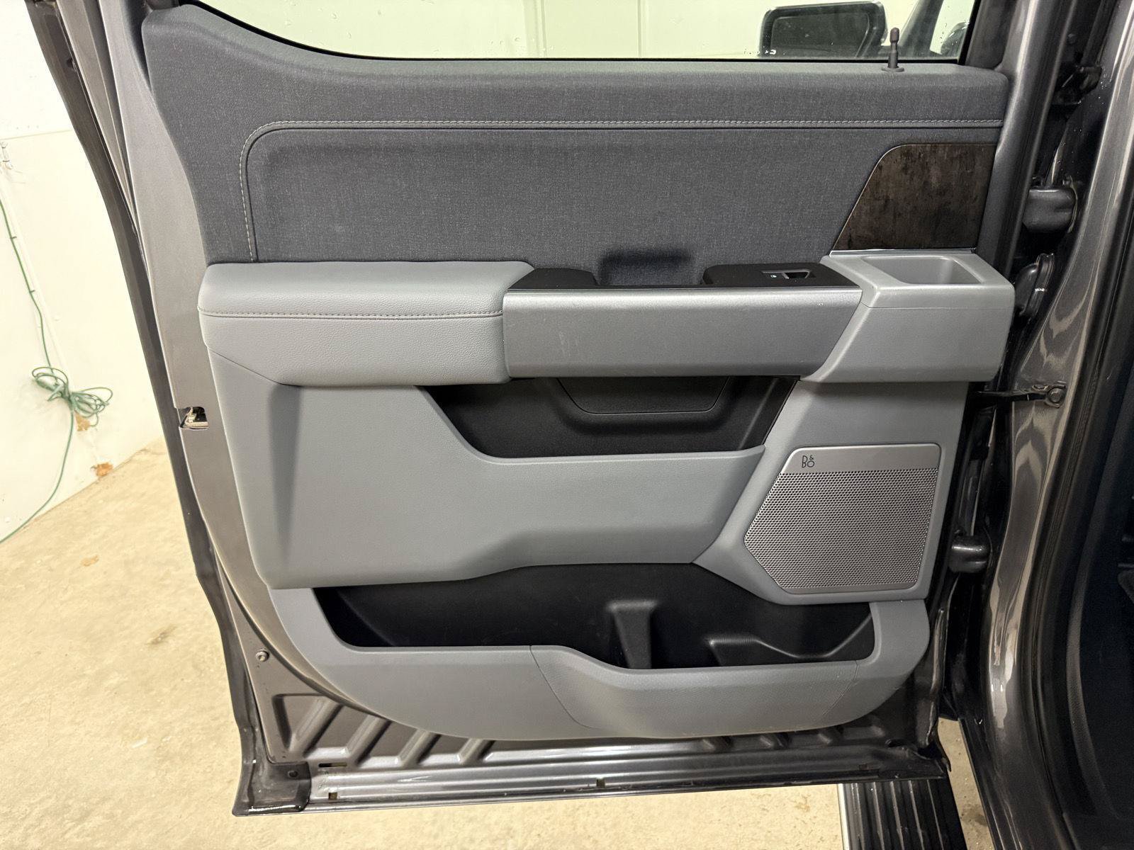 Used 2021 Ford F150 Lariat w/ Equipment Group 502A High AWD/4WD image 25