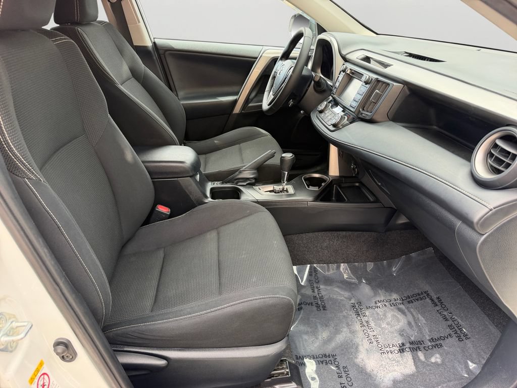 Used 2018 Toyota RAV4 XLE w/ Plus Extra Value Package AWD/4WD image 8