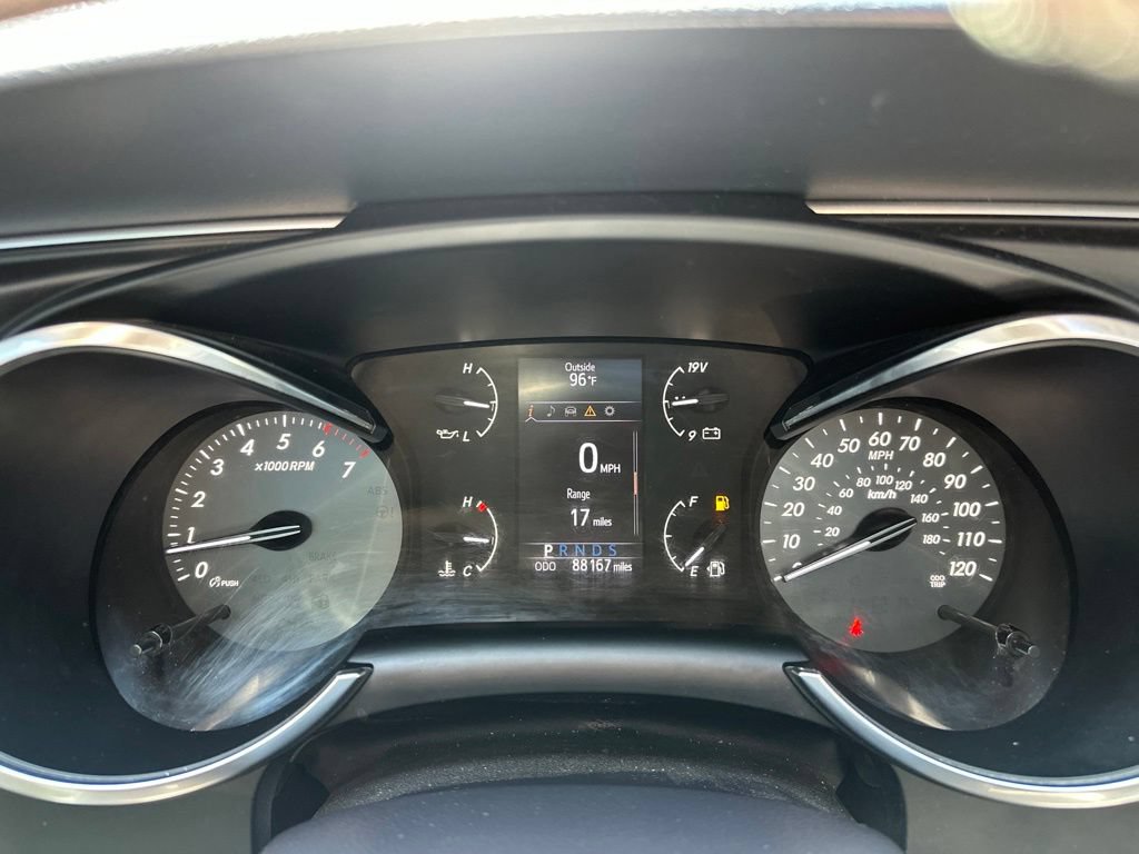 Used 2019 Toyota Sequoia SR5 AWD/4WD image 17