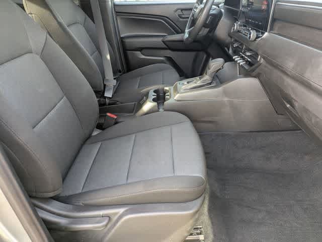 Used 2024 Chevrolet Colorado W/T image 7