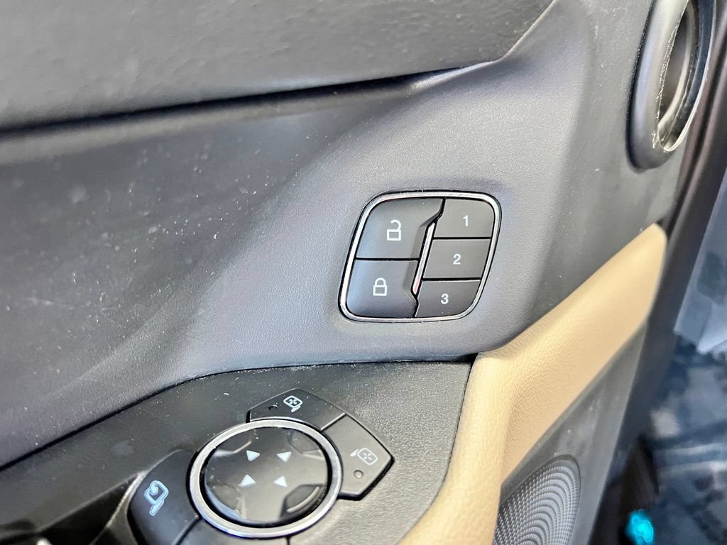 Used 2024 Ford Expedition Limited RWD image 25