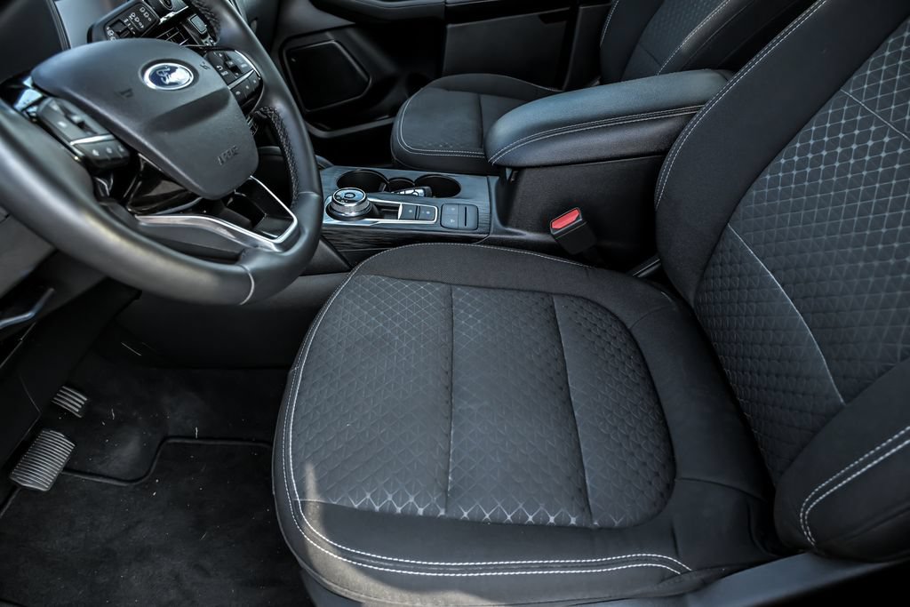Used 2023 Ford Escape Active AWD/4WD image 14