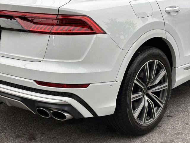 Used 2023 Audi SQ8 Prestige w/ Prestige Package AWD/4WD image 11
