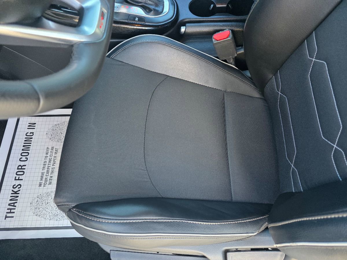 Used 2020 Kia Forte GT-Line image 32