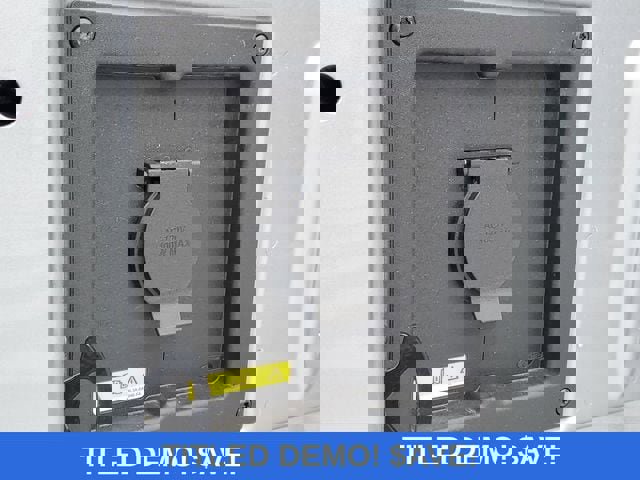 New 2026 Ford F150 XLT w/ Equipment Group 302A MID AWD/4WD image 9