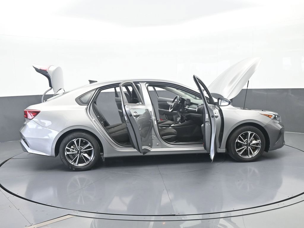 Used 2022 Kia Forte LXS image 64