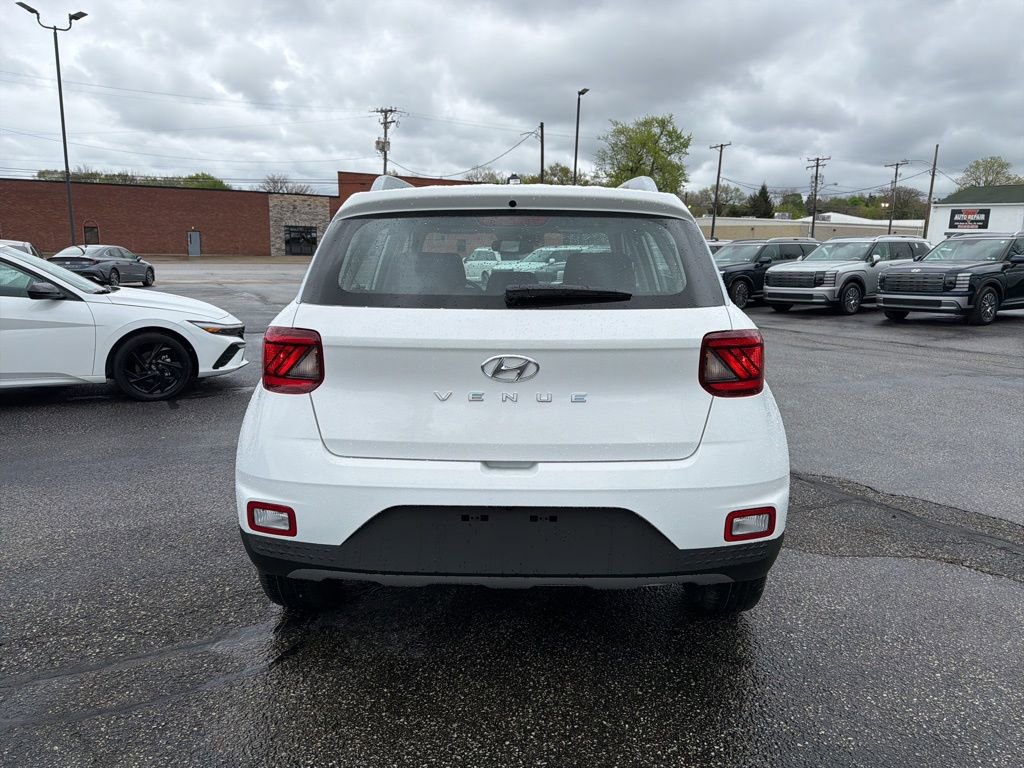 New 2026 Hyundai Venue SEL FWD image 6