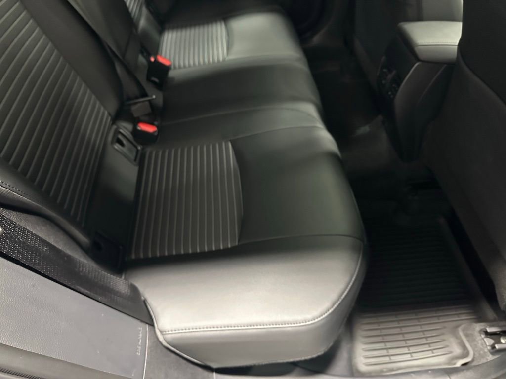 Used 2025 Toyota Corolla Cross XSE image 54