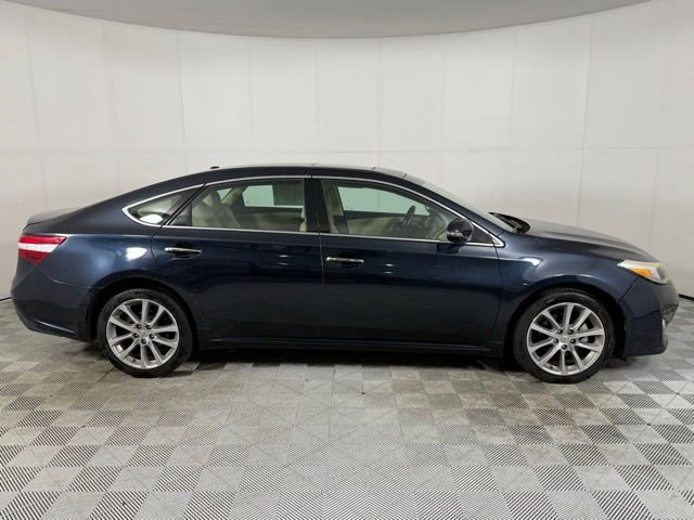Used 2015 Toyota Avalon XLE Touring FWD image 8