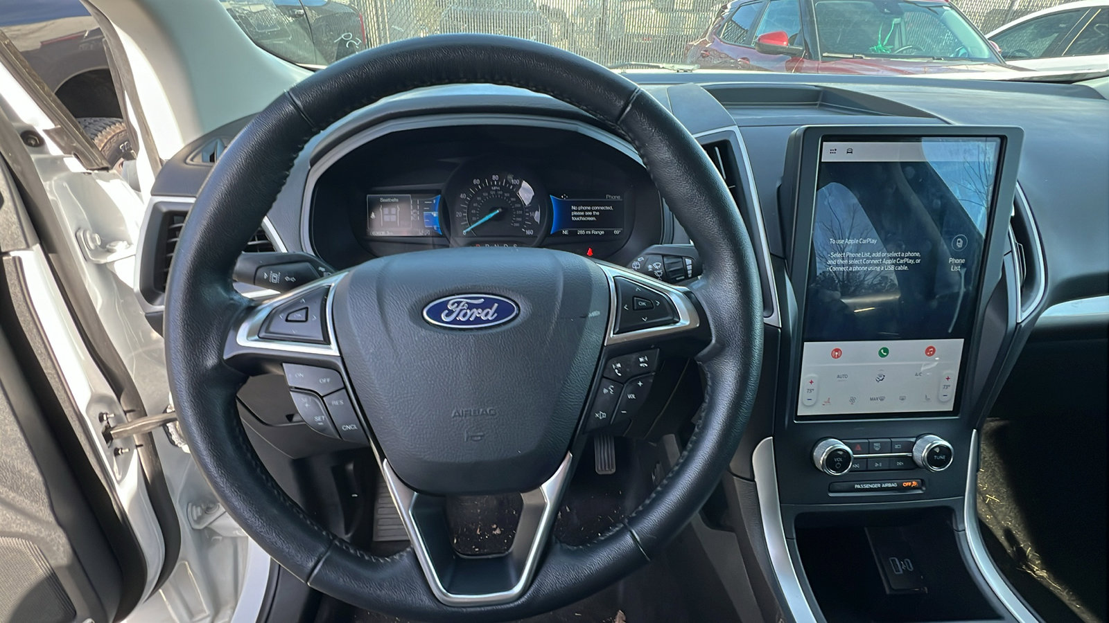 Used 2024 Ford Edge SEL image 26