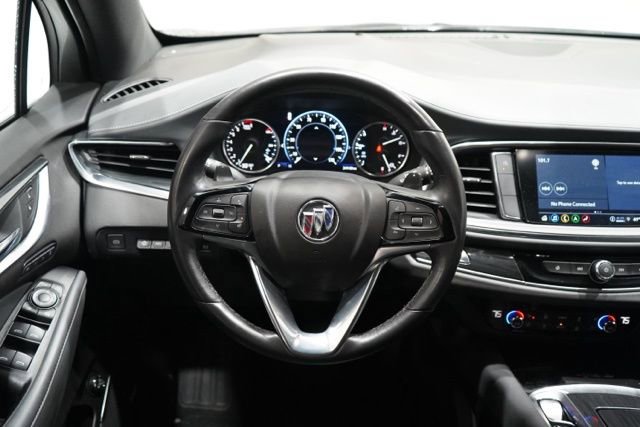Used 2024 Buick Enclave Premium image 13