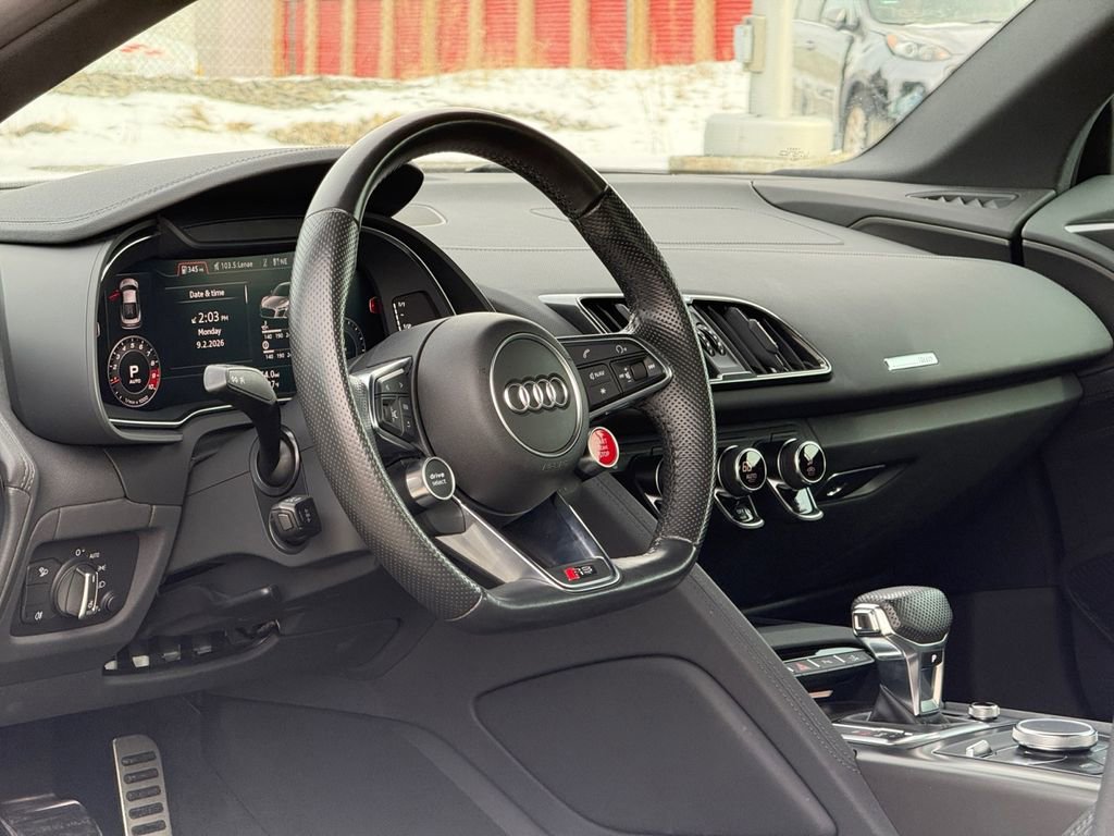 Used 2021 Audi R8 V10 image 22