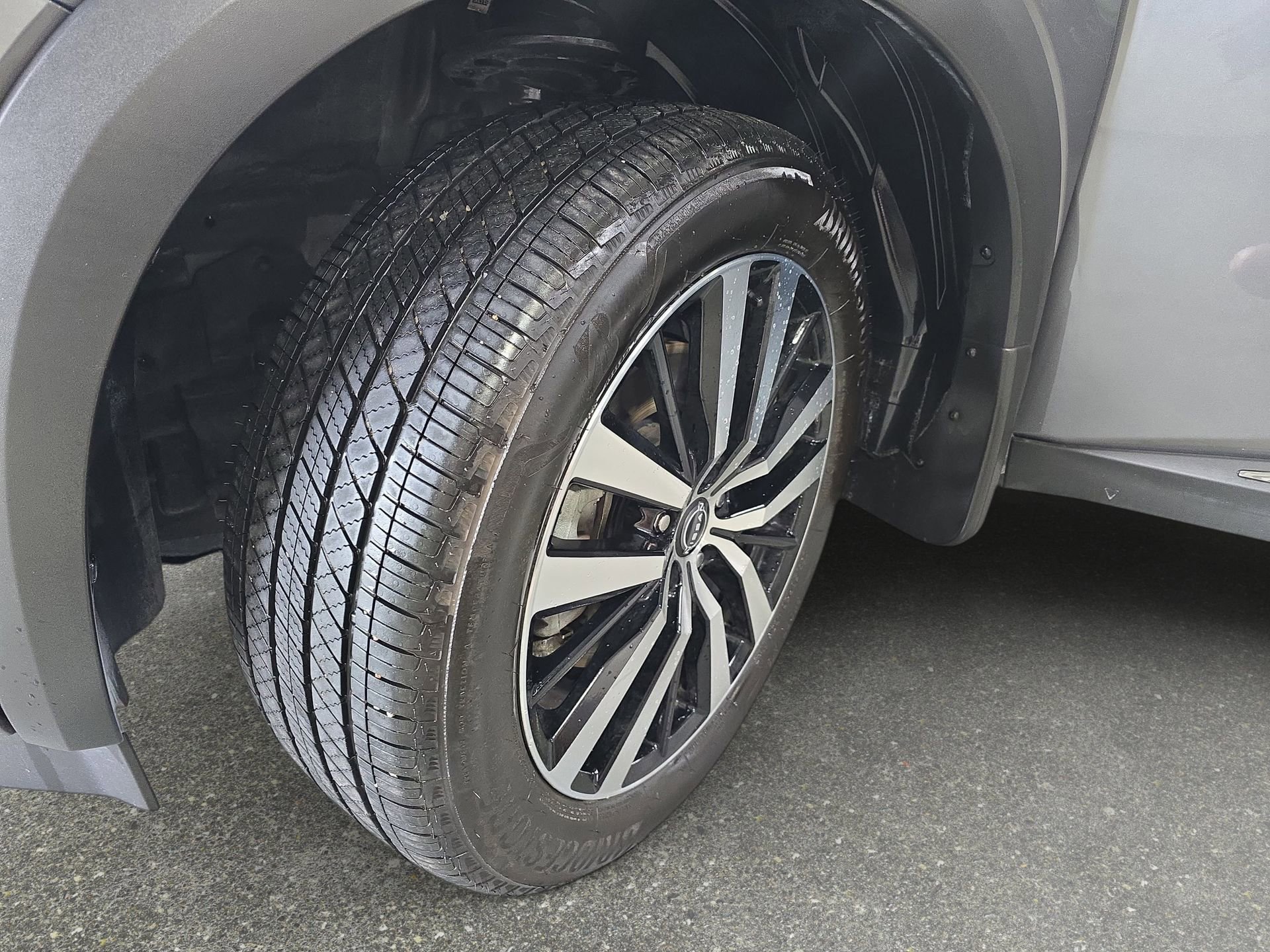 Used 2025 Nissan Pathfinder Platinum FWD image 31